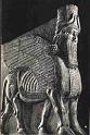 lammasu_z_palacu_saragona_asyryjski_demon_opiekunczy_725pne